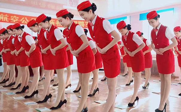 长春高铁乘务员专业学校招生对象