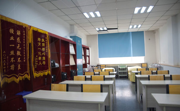 沈阳统丽摄影培训学校