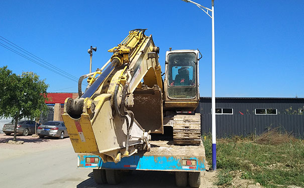 湖北学铲车多少钱