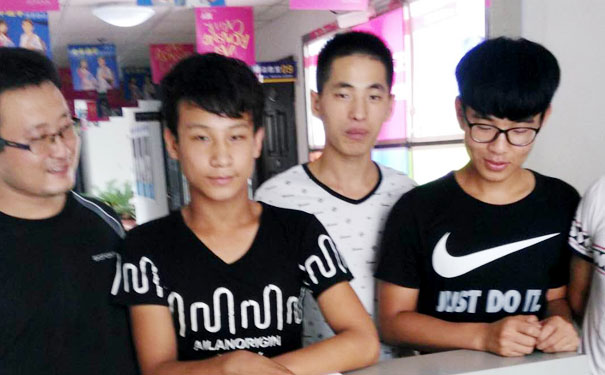 沧州光明电工学校