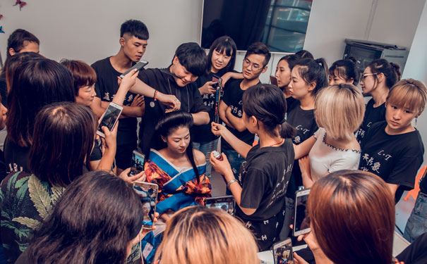 南皮化妆学校哪个好 - 学费多少钱