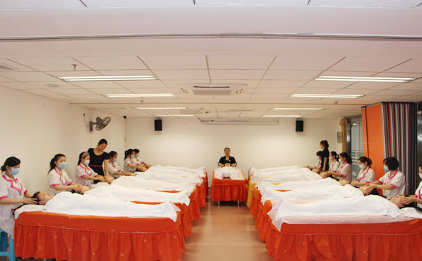 广州金莎美容学校