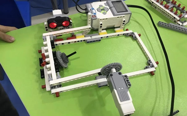 无锡滨湖区少儿机器人编程培训机构