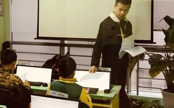银川信息学奥赛少儿编程培训班 银川信息学奥赛少儿编程培训班