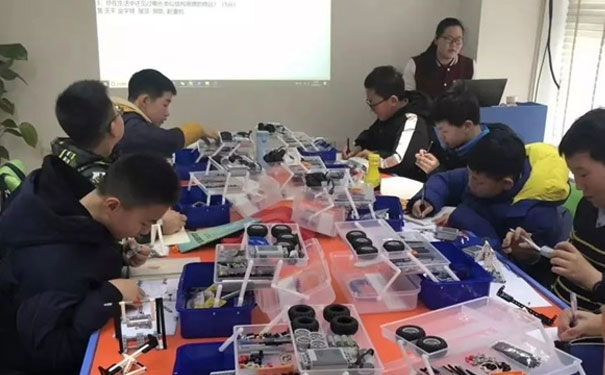 唐山少儿智能机器人编程培训班