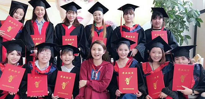 北京正规化妆学校有哪些