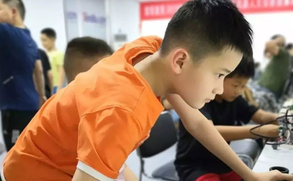 固安人工智能少儿编程培训班 固安人工智能少儿编程培训班