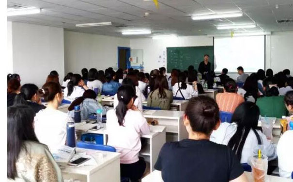 重庆沙坪坝区学会计哪个学校好_学费多少钱 重庆沙坪坝区学会计哪个学校好_学费多少钱