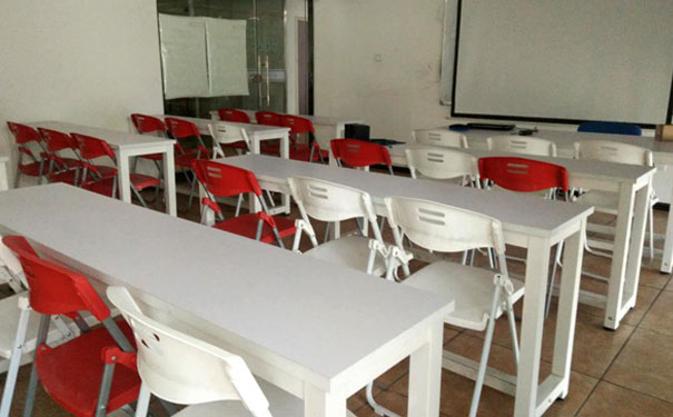 无锡滨湖区学会计哪个学校好_学费多少钱