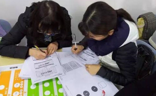 玉溪通海县学会计哪个学校好_学费多少钱