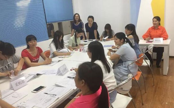 玉溪红塔区学会计哪个学校好_学费多少钱