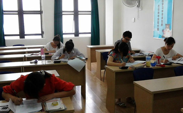 阳新学会计哪个学校好_学费多少钱