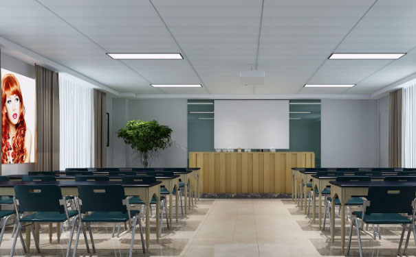 南京学化妆美甲的学校