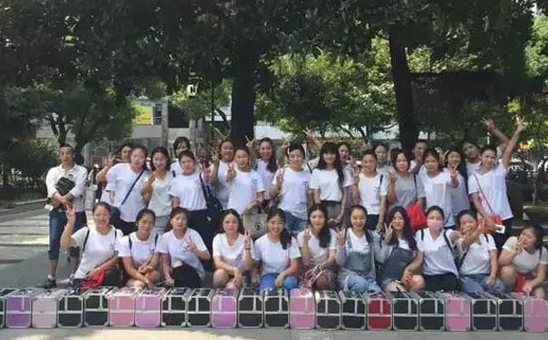 天津学化妆去哪里学好