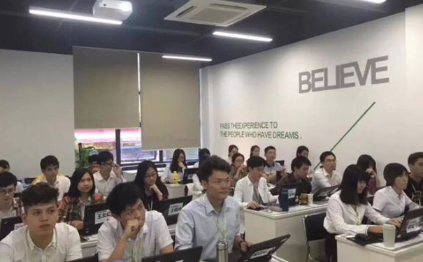 来宾会计精英全科培训班