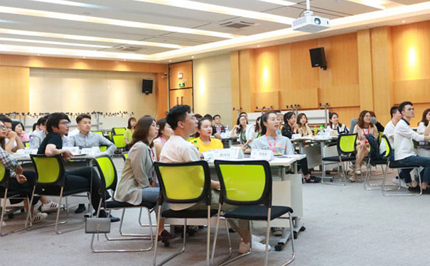 宜宾学会计哪个学校好_学费多少钱