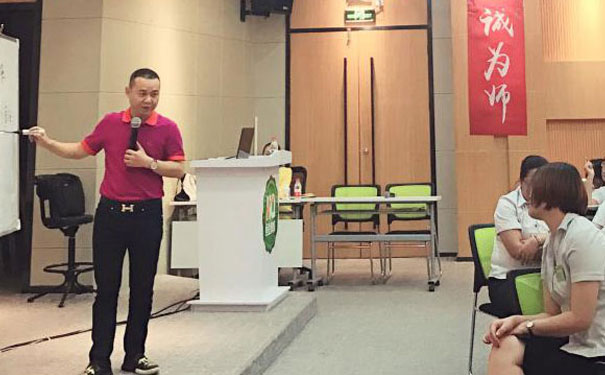 自贡学会计哪个学校好_学费多少钱