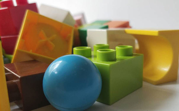 成都儿童学编程哪里好_学费多少钱，学什么软件     