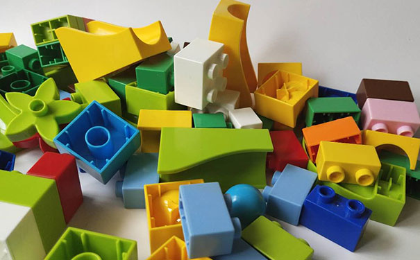 西安莲湖区儿童学编程哪里好_学费多少钱,学什么软件