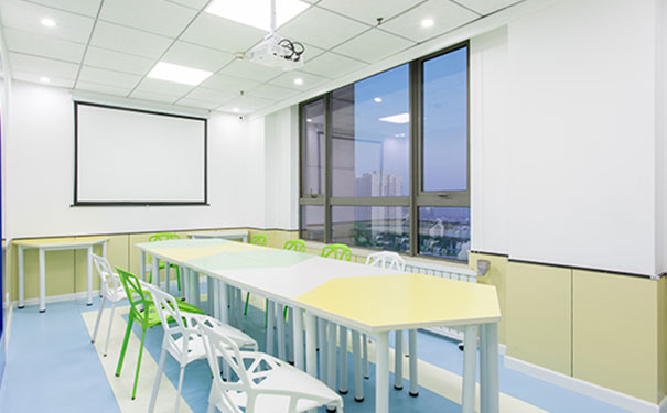 青岛黄岛区儿童学编程_学什么,用处和好处