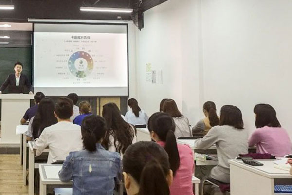 合肥滨湖区中级会计面授培训班-哪个机构好-费用
