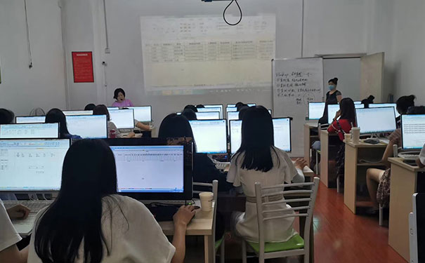 玉溪通海中级会计面授培训班-哪个机构好-费用