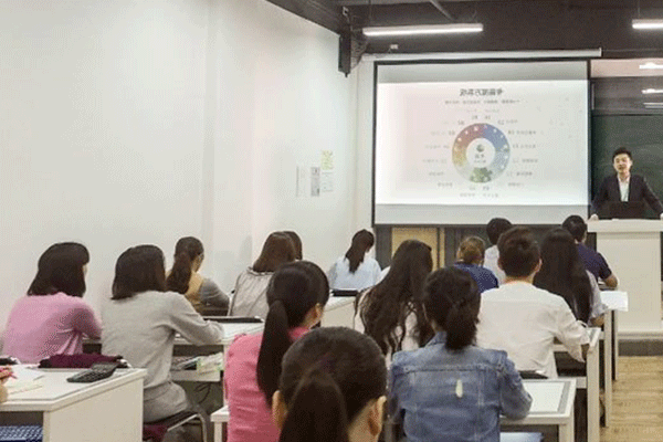 深圳中级会计师培训班
