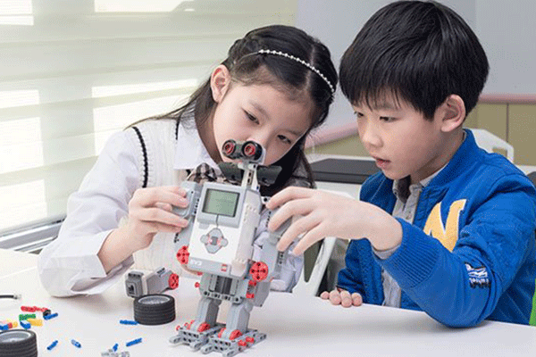 西安新城区机器人编程课-一节课多少钱-学什么