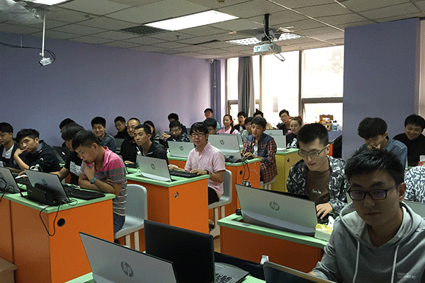 长沙C++培训班_学费多少钱