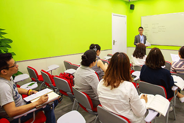 成人学英语要学音标吗