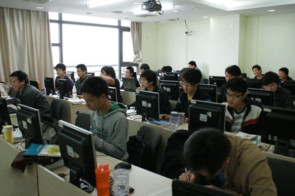 西安UI设计培训班_学费多少钱-达内IT培训机构