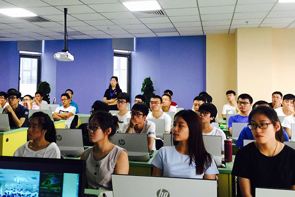 苏州web前端开发培训班_课程学费多少钱