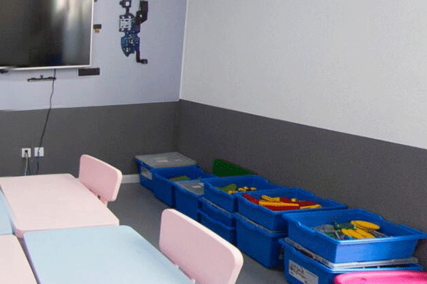 东莞南城区孩子学编程哪个培训机构好_学费多少钱