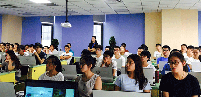 北京编程培训机构哪个好      