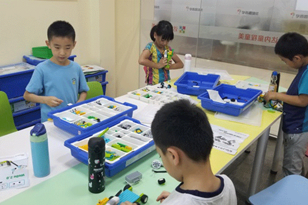 长沙芙蓉区孩子学编程哪个培训机构好_学费多少钱     