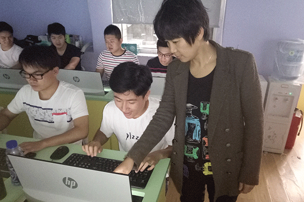上海python人工智能培训班_实例教学