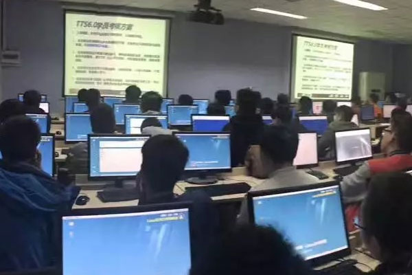 保定UI设计培训班_学费多少钱-达内IT培训机构