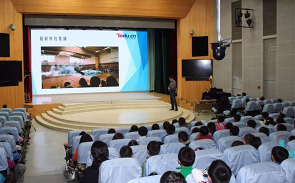 淄博童程童美一年的学费多少钱_收费价目表