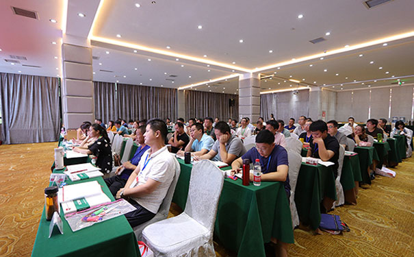 日照中级经济师培训机构哪家好_价格